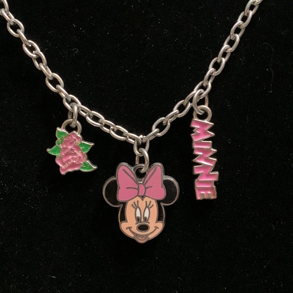 Minnie Mouse charm necklace